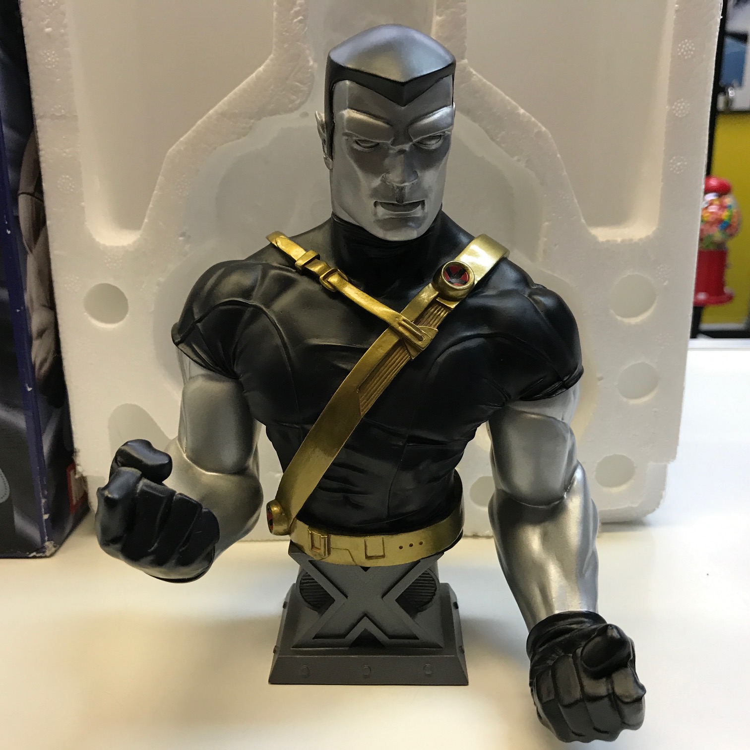 XMen Colossus Ultimate Bust Marvel 7 inch Diamond Select