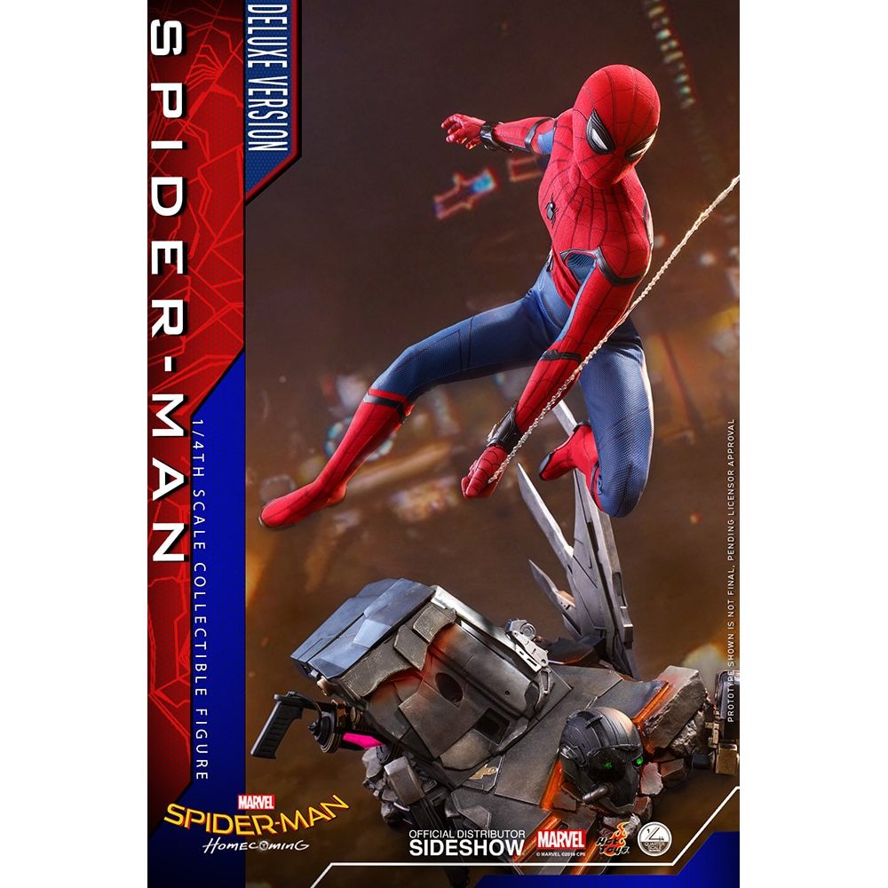 hot toys spider man deluxe