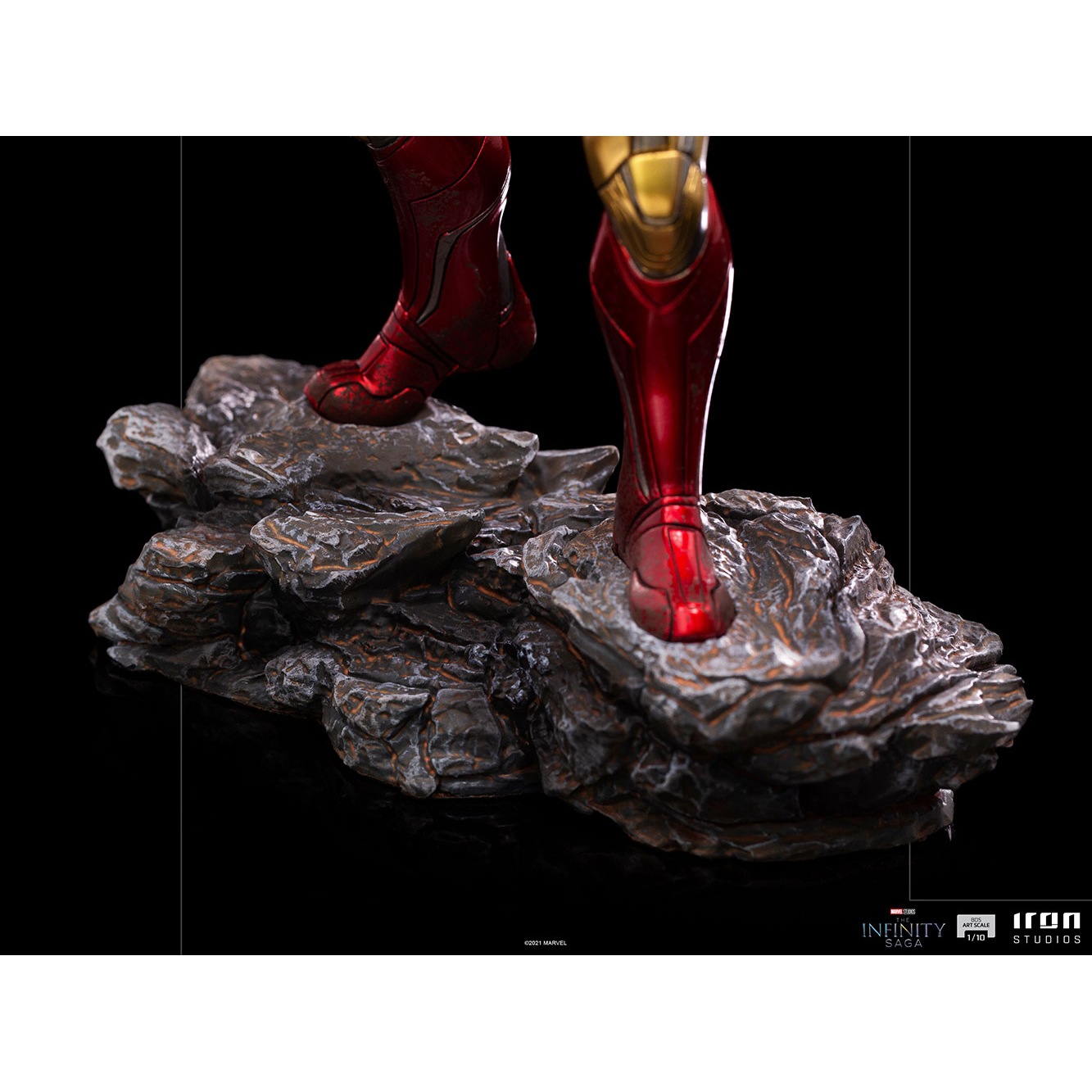Iron Man Ultimate 110 Scale Statue Iron Studios 908679