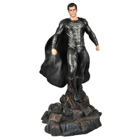 DC Movie Gallery Man of Steel Kryptonian Superman PVC Diorama Diamond Select