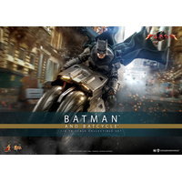 DC Batman and Batcycle (The Flash) 1:6 Scale Figure Set Hot Toys 9123972 MMS705