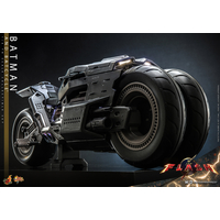 DC Batman and Batcycle (The Flash) 1:6 Scale Figure Set Hot Toys 9123972 MMS705