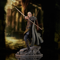 The Lord of the Rings Legolas Deluxe Gallery Diorama Diamond Select 85151
