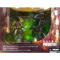 Alien & Predator Coffret de 2 figurines de Luxe échelle 7 pouces McFarlane