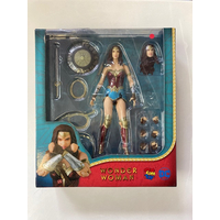 DC Comics Wonder Woman Mafex #048 6-inch Action Figure Medicom toys (Opened and Displayed)
