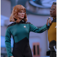 Star Trek: The Next Generation - Dr Beverly Crusher (Essential Edition) 1:6 Scale Figure EXO-6 (EXO-01-089-ESS) 913764