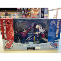 NHL  Martin Brodeur contre Mark Messier gardien de but et joueurs de hockey ensembles de deux  figurines  Mcfarlane Toys