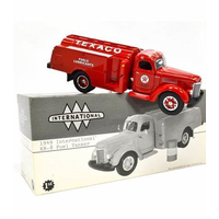 1949 International KB-8 fuel Tanker Texaco 19-3008 diecast First Gear