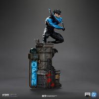 DC Nightwing Statue Échelle 1:10 Iron Studios DCCDCG128525-10 914827