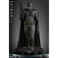 DC Batman v Superman: Dawn of Justice Batman (2_0) 1:6 Scale Figure Hot Toys 912970 MMS731