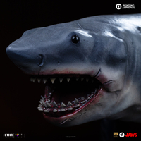 Steven Spielberg (Jaws 50th Anniversary) Deluxe 1:10 Scale Statue Iron Studios UNJAWS133025-10 915107