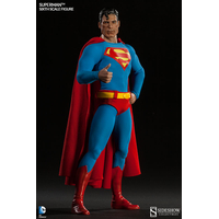 Superman Sixth Scale exclusive