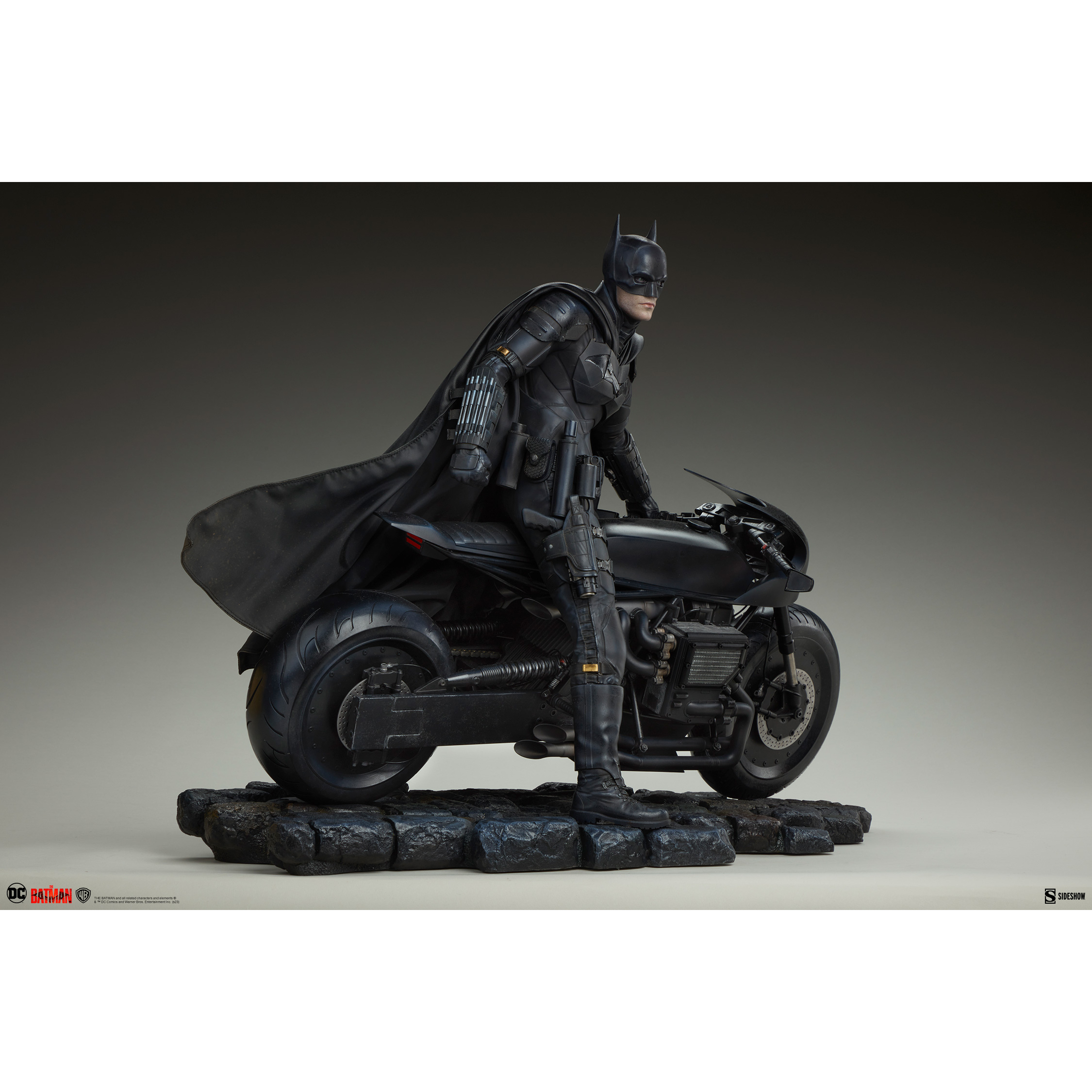 DC The Batman Premium Format Figure Sideshow Collectibles 300819