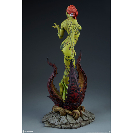 Poison Ivy Premium Format Figure Sideshow Collectibles 300487