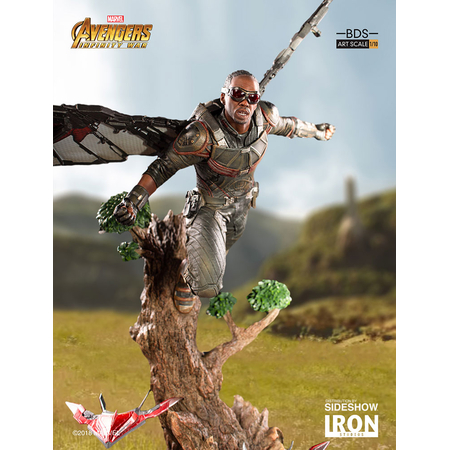 Avengers: Infinity War - Falcon Série Art Battle Diorama échelle 1:10 statue Iron Studios 903596