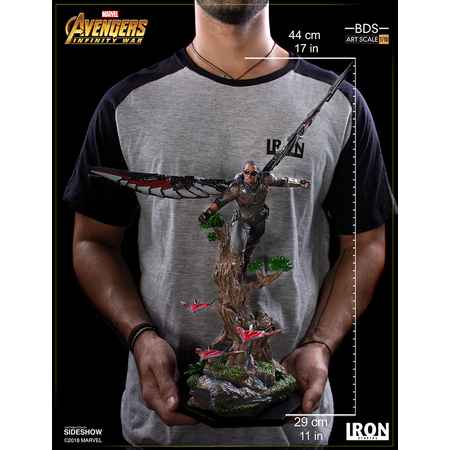 Avengers: Infinity War - Falcon Série Art Battle Diorama échelle 1:10 statue Iron Studios 903596