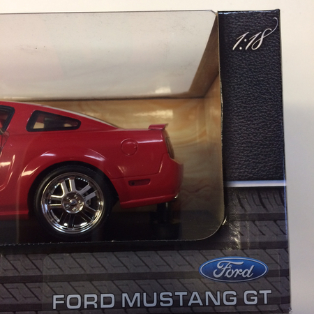 Voiture Ford Mustang GT 2004 rouge 1:18 Hot Wheels G7157