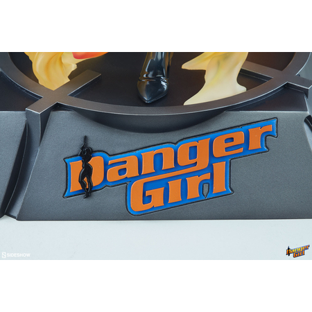 Danger Girl Abbey Chase Premium Format Figure Sideshow Collectibles 300547