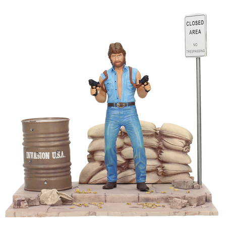 Movie Icons Invasion USA Matt Hunter 7-inch with Diorama SD Toys