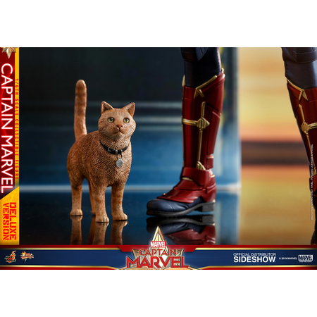 Captain Marvel Version Deluxe figurine 1:6 Hot Toys 904311