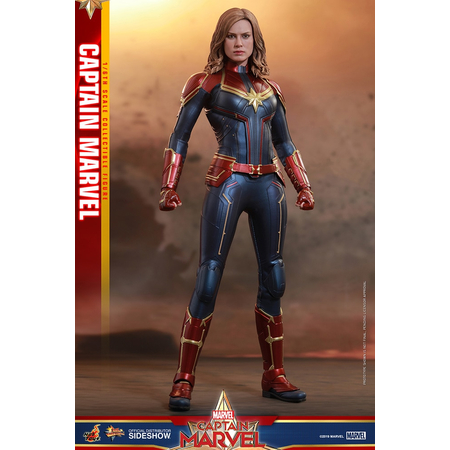 Captain Marvel Regular Version 1:6 figure Hot Toys 904462