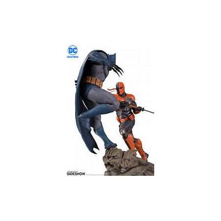 Batman VS Deathstroke Statue DC Collectibles