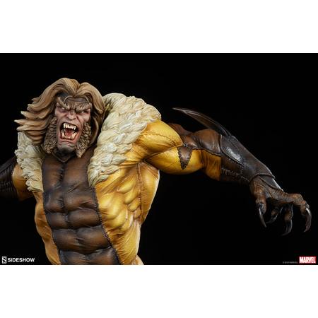 Sabretooth Premium Format Figure Sideshow Collectibles