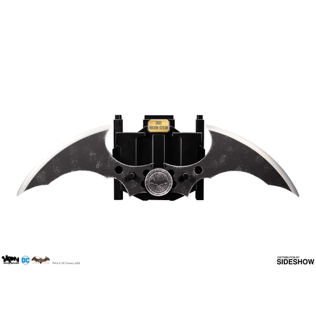 Batman: Arkham Asylum (2009) Batarang en métal Ikon Design Studio 905232