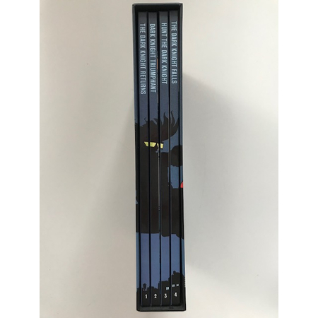 Batman The Dark Knight Returns Collector's Edition Box Set ISBN 978-1-4012-7013-1