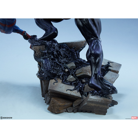 Spider-Man vs Venom Maquette (22-inch) Sideshow Collectibles 200561