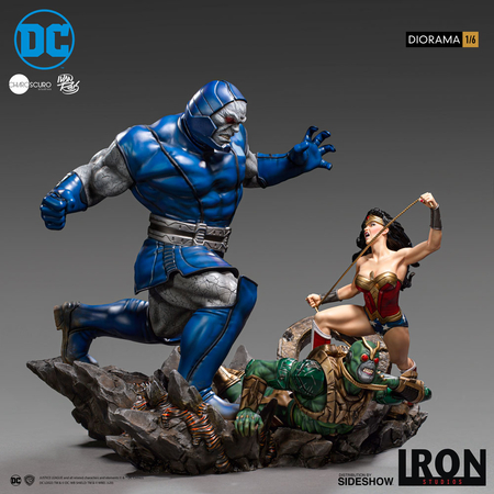 Wonder Woman Vs Darkseid Diorama 1:6 Iron Studios 906439