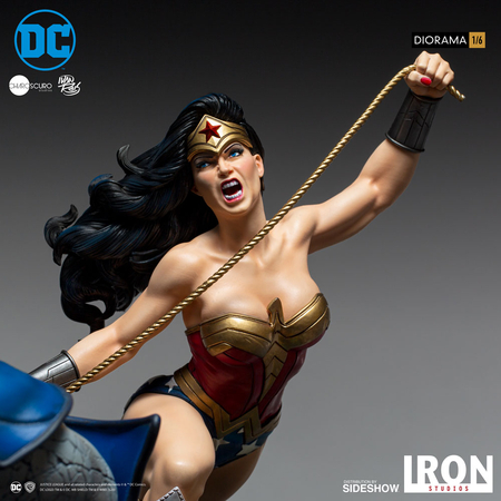 Wonder Woman Vs Darkseid Diorama 1:6 Iron Studios 906439