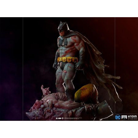 Batman: The Dark Knight Returns Diorama échelle 1:6 Iron Studios 906716