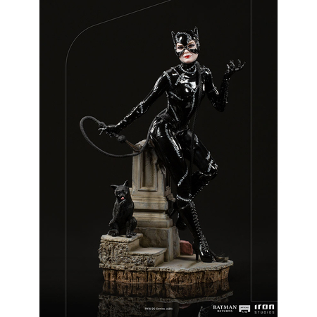 Catwoman 1:10 Scale Statue Iron Studios 907510