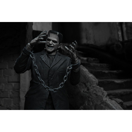 Ultimate Frankenstein’s Monster (B&W) 7-inch Scale Figure NECA 04805