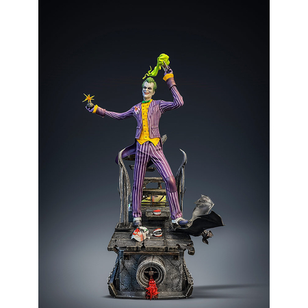 The Joker Arkham Asylum Statue en Polystone Échelle 1:8 Silver Fox Collectibles 907553
