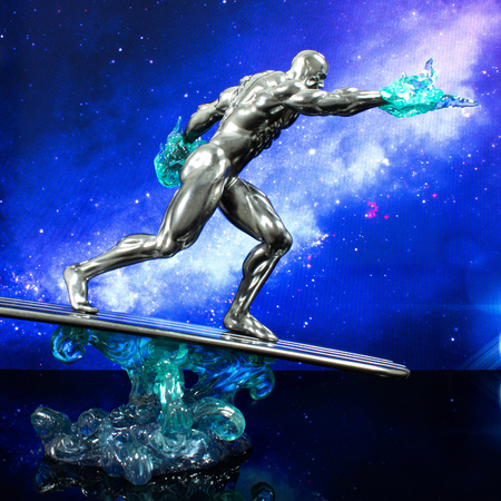 Marvel Silver Surfer (Comic) Gallery Diorama Diamond Select 85226