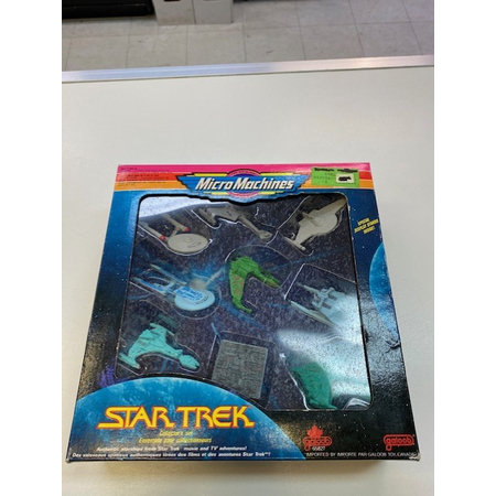 Star Trek Micro Machines ensemble authentic starships from star trek movie and tv consigne (25$)