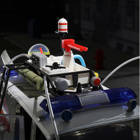 Ghostbusters Plasma Series Ecto-1 (1984) 3,75-inch scale vehicle Hasbro F9873