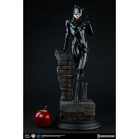 DC Catwoman (Michelle Pfeiffer) Premium Format Figure Sideshow Collectibles 300270