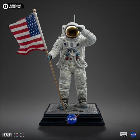 NASA Apollo 11 Astronaut 1:10 Scale Statue Iron Studios (ASTRO111524-10) 913757