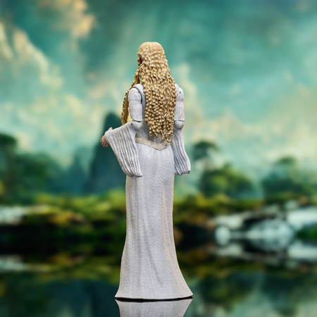 Le Seigneur des Anneaux Galadriel (Série 10) Figurine de Luxe Diamond Select DST84444