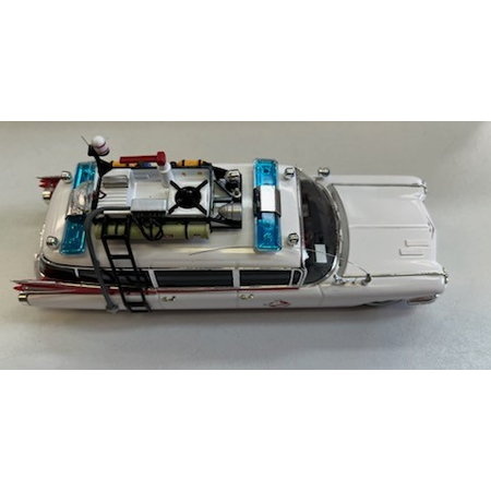 Ghostbuster ECTO-1 diecast échelle 1:43 Hotwheels Elite W1194