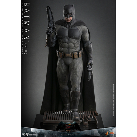 DC Batman v Superman: Dawn of Justice Batman (2_0) 1:6 Scale Figure Hot Toys 912970 MMS731