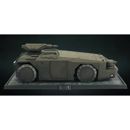 Aliens M577 APC (Armored Personnel Carrier) 1/18 Scale Statue - Hollywood Collectibles