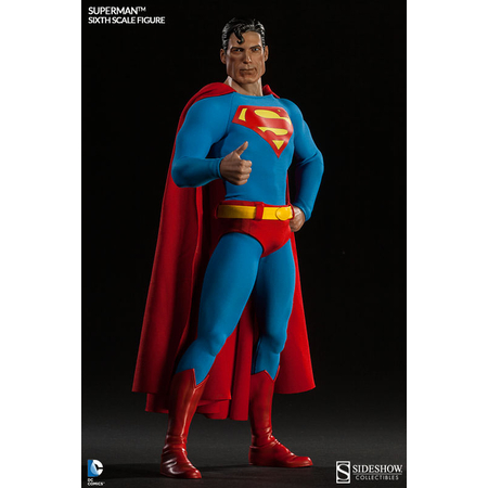 Superman Sixth Scale exclusive