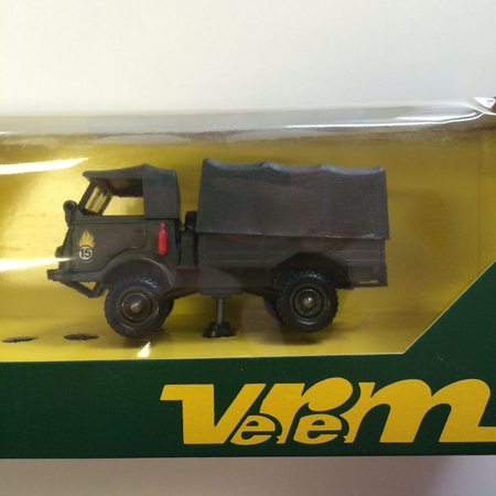 Verem 9509 Camion Renault 4x4 vert