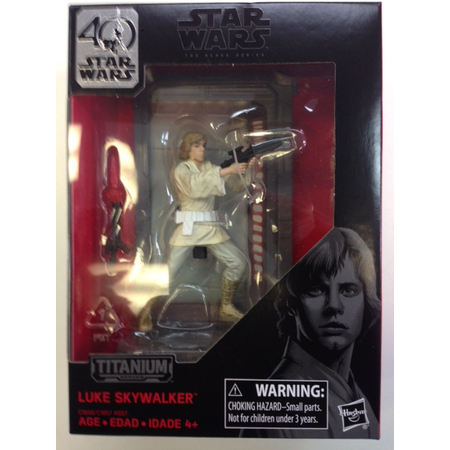 {[en]:Star Wars Titanium Series - Luke Skywalker 3,75-inch action figure Hasbro