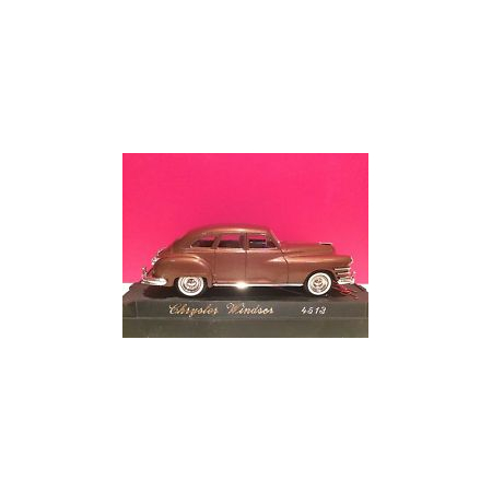 Solido 4513 Sixties Chrysler Windsor couleur marron