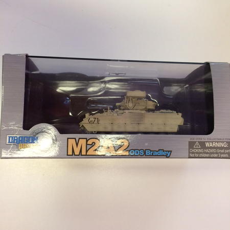 M2A2 ODS Bradley 1-41 Infantry 1st Armored Division Baghdad 2003 échelle 1:72 Dragon Armor 60033